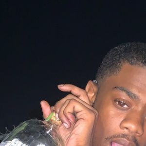 Meet your Posher, Dontae